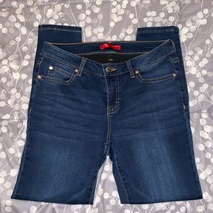 Jennifer Lopez skinny ankle jeans- Size 6